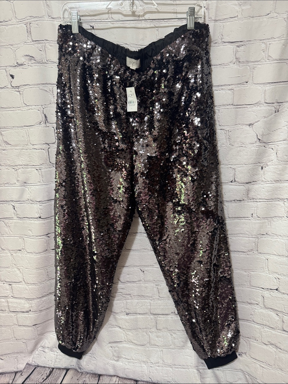 Nwt washable LOFT Black Sequin lined Jogger Pants polyester
